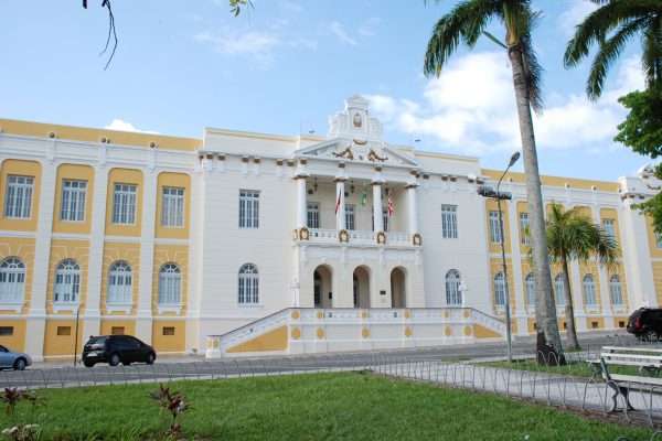 Matéria do UOL revela que juízes da Paraíba estão sendo investigados por suspeita de ‘maquiar’ processos para serem promovidos
